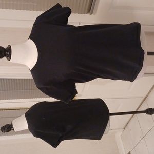 4/$40 Plain Black Tee - Size Medium
